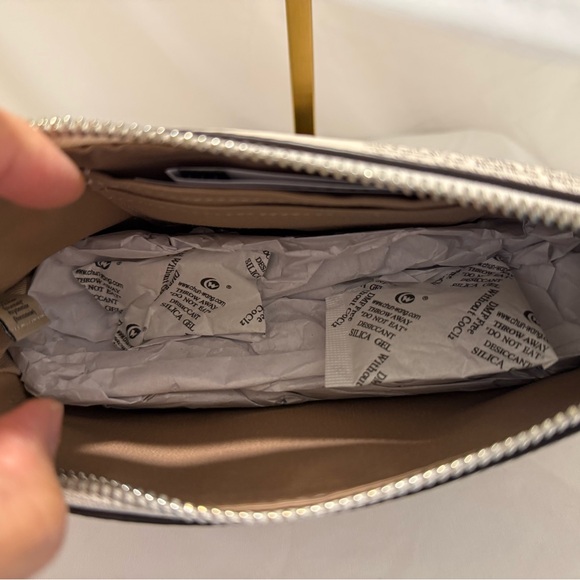 NWT Coach Nolita 19 With Newspaper Print CDC27 w/ Courier Bag Print in front - Picture 5 of 12